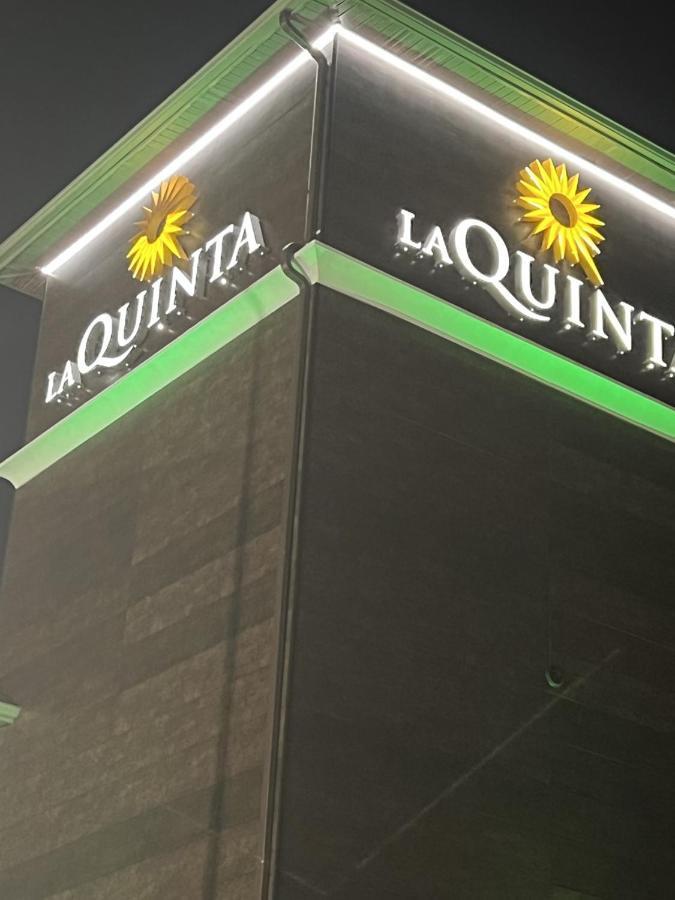 La Quinta By Wyndham Alvarado Exterior foto